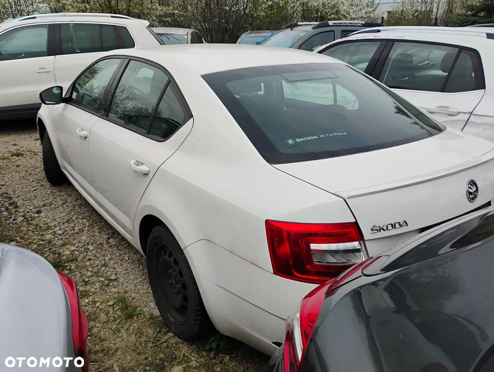 Skoda Octavia - 3