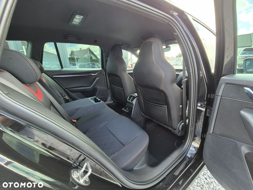 Skoda Octavia 2.0 TDI 4x4 DSG RS - 14