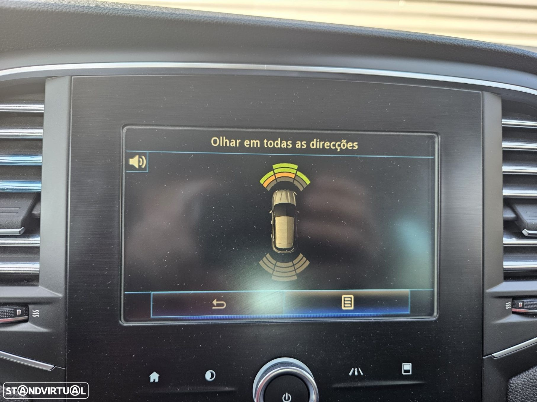 Renault Mégane 1.5 dCi Zen ECO - 32