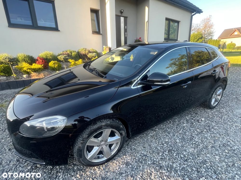 Volvo V40 T3 Momentum - 3