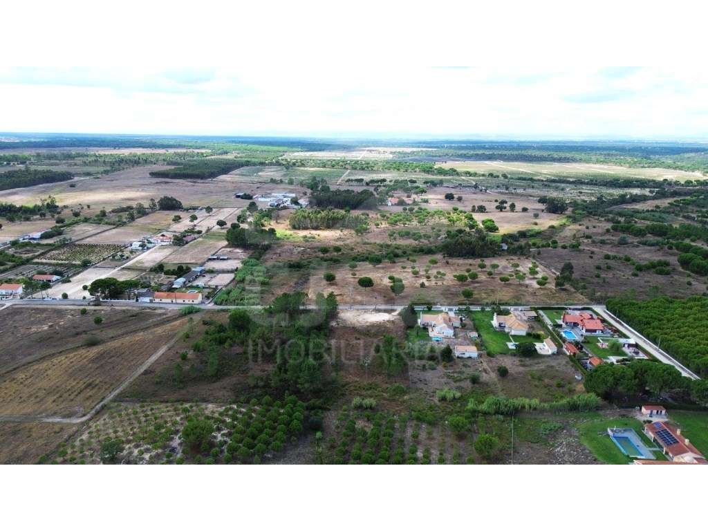 Terreno Urbano em Foros de Almada - Grande imagem: 4/24