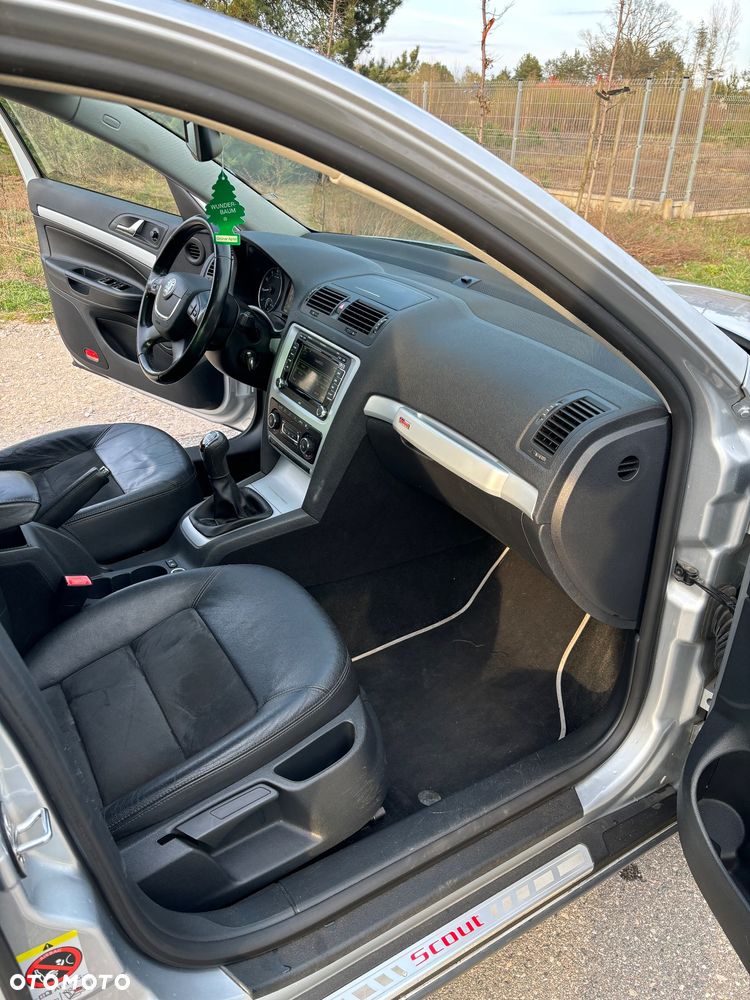 Skoda Octavia Scout 1.8 TSI - 22