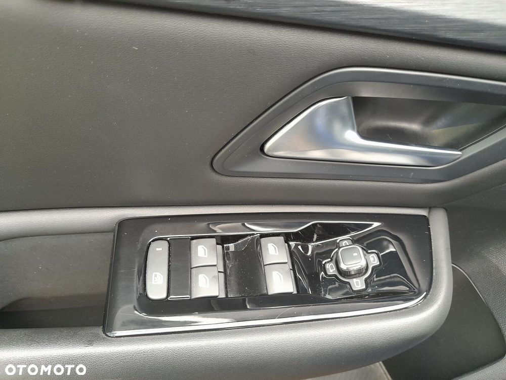 Citroën C5X 1.6 PureTech Shine EAT8 - 9