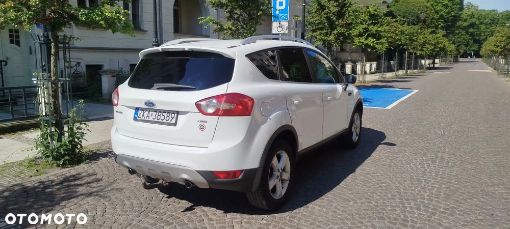 Ford Kuga - 4