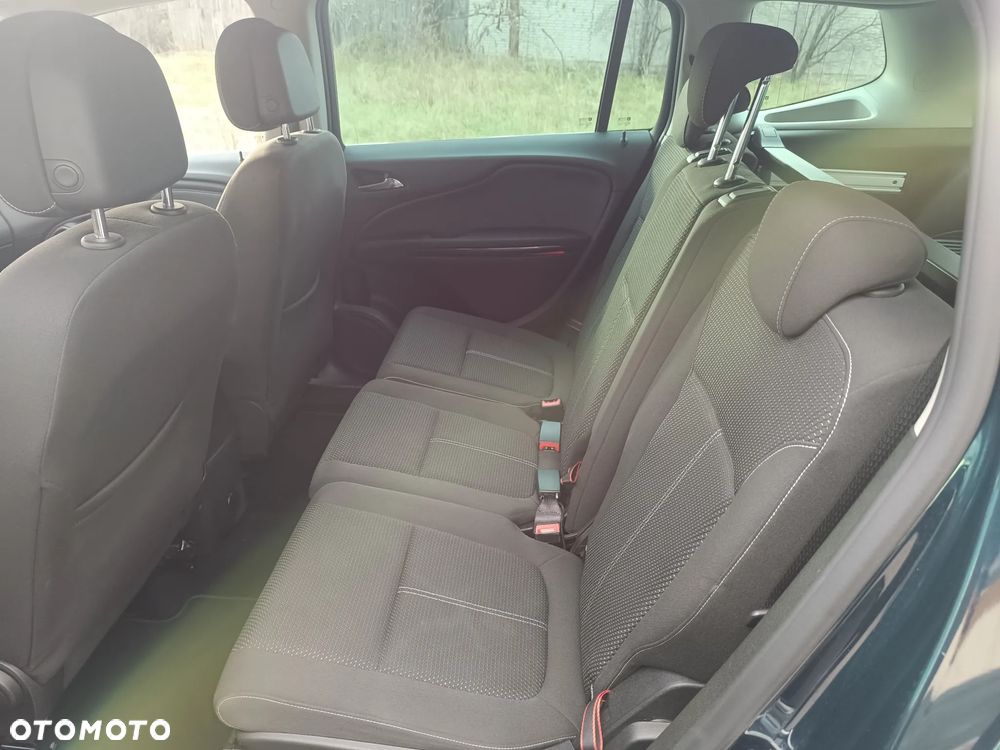 Opel Zafira Tourer 1.4 Turbo Edition - 25