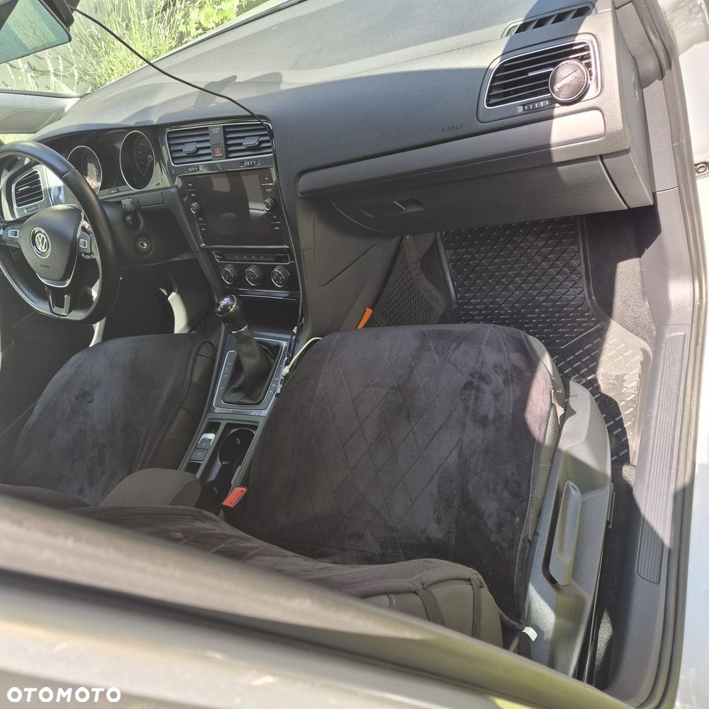 Volkswagen Golf - 7
