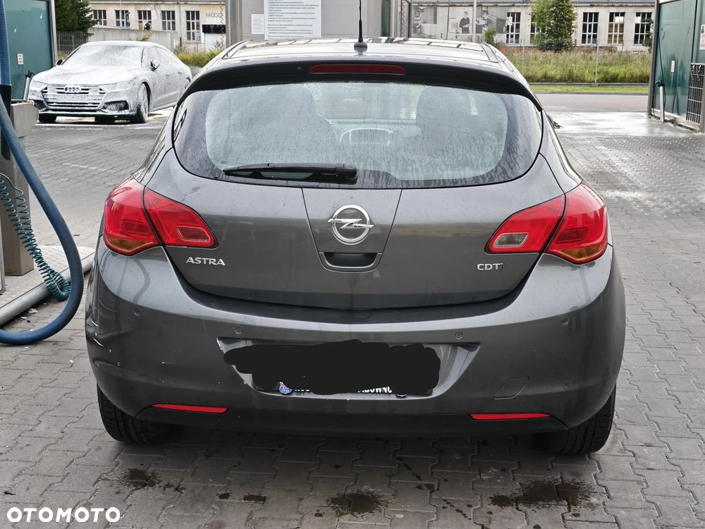 Opel Astra 1.7 CDTI - 6