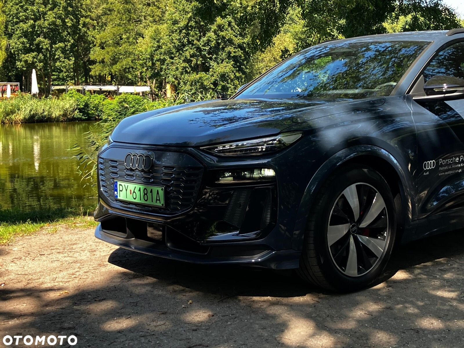Audi Q6 e-tron - 6