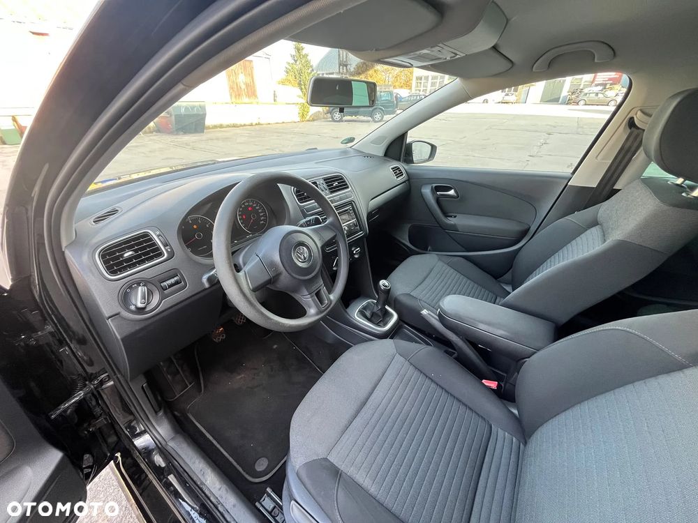 Volkswagen Polo - 19