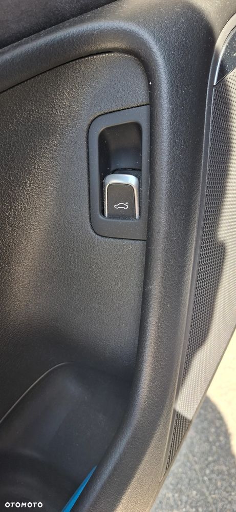 Audi A6 ver-2-0-tdi-ultra-s-tronic - 31