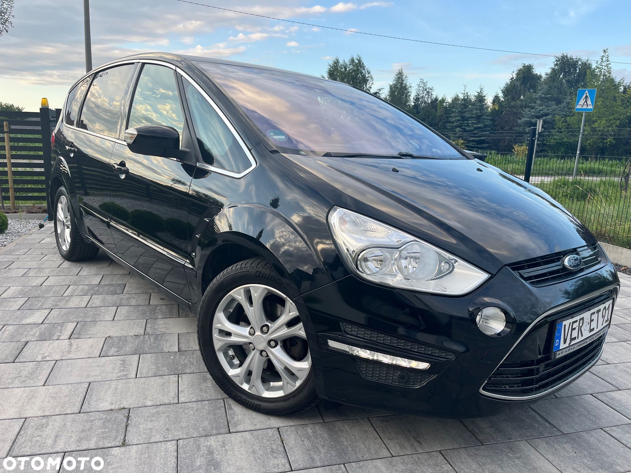 Ford S-Max 2.0 TDCi DPF Titanium - 1
