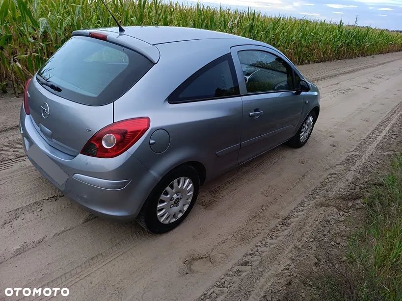 Opel Corsa - 3
