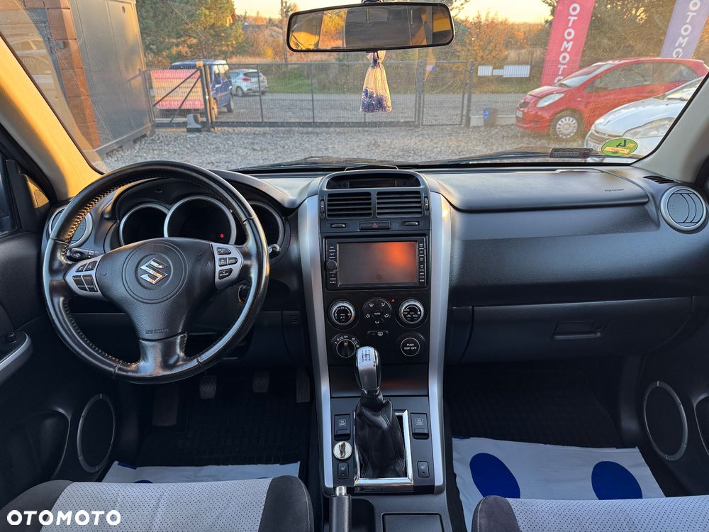 Suzuki Grand Vitara 1.9 DDiS Premium - 17