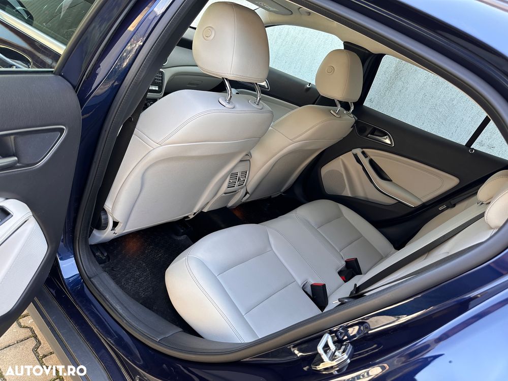 Mercedes-Benz GLA 200 d Aut. - 7