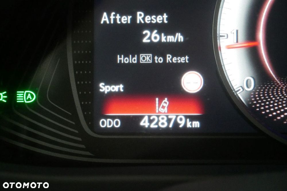 Lexus UX - 28