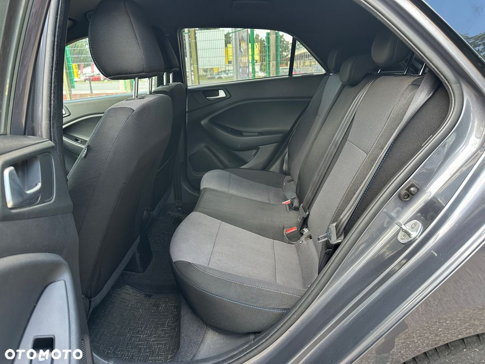 Hyundai i20 1.2 GO - 29