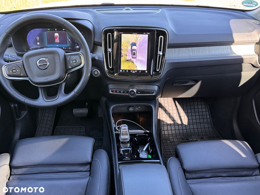 Volvo XC 40 B4 Ultra Dark - 14