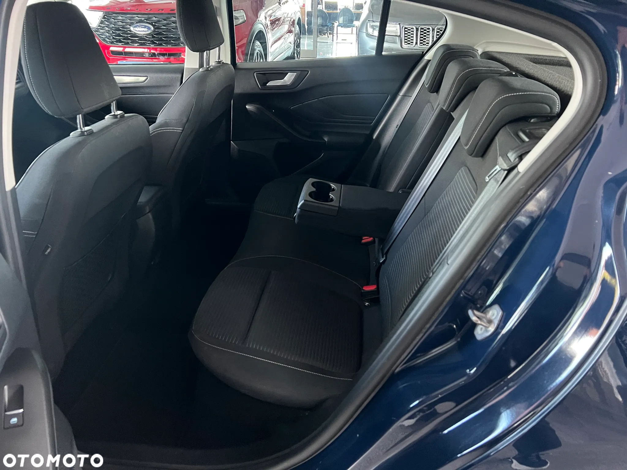Ford Focus 1.0 EcoBoost Titanium Business - 33