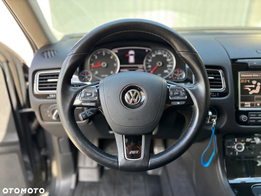 Volkswagen Touareg 3.0 V6 TDI BMT - 27