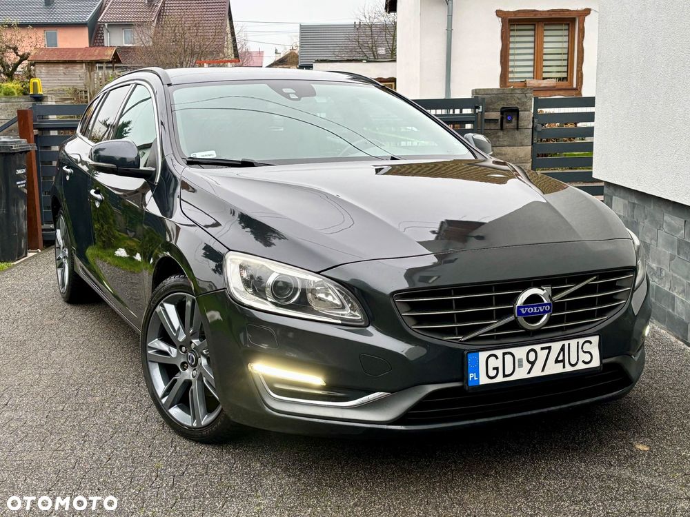 Volvo V60 D3 Summum - 10