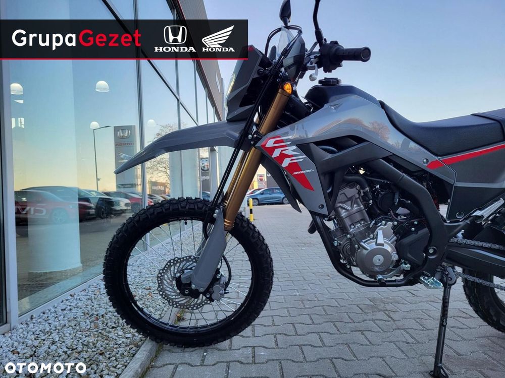 Honda CRF - 8