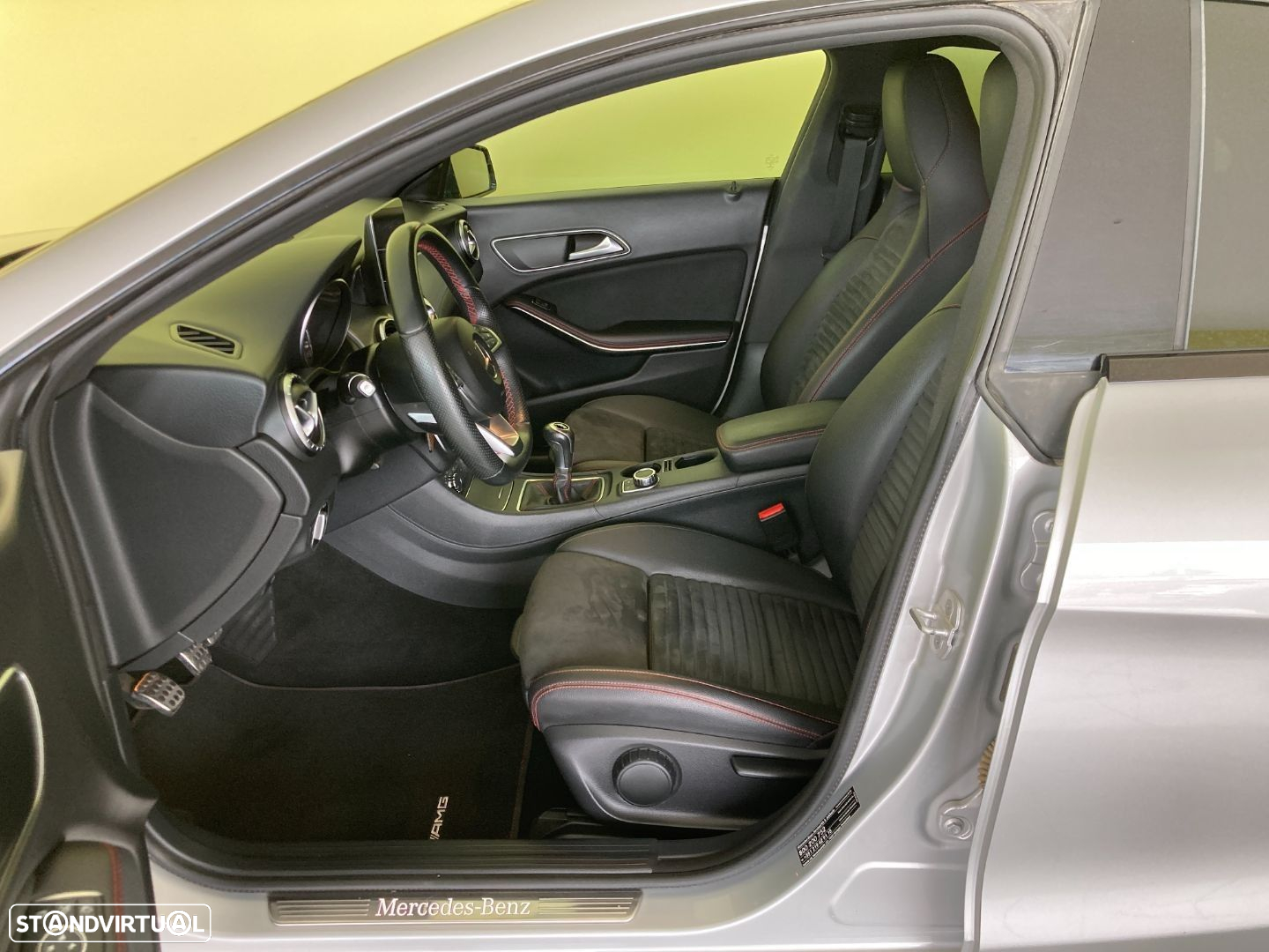 Mercedes-Benz CLA 180 d AMG Line - 10