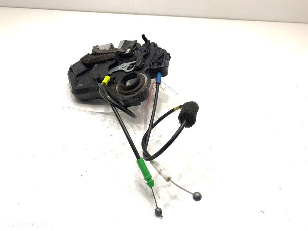 ZAMEK DRZWI PRAWY TYŁ  TOYOTA LAND CRUISER PRADO (_J12_) 2002 - 2010 3.0 D-4D (KDJ120, KDJ125, - 2