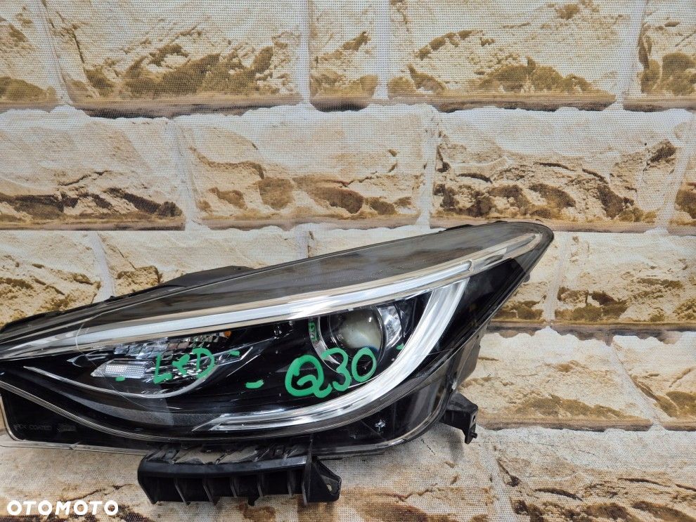 infiniti q30 q-30 qx30 halogen+led lewa lampa europejska idealna - 3