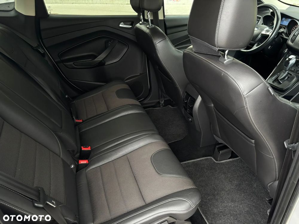 Ford Kuga 2.0 TDCi 4x4 Titanium - 6