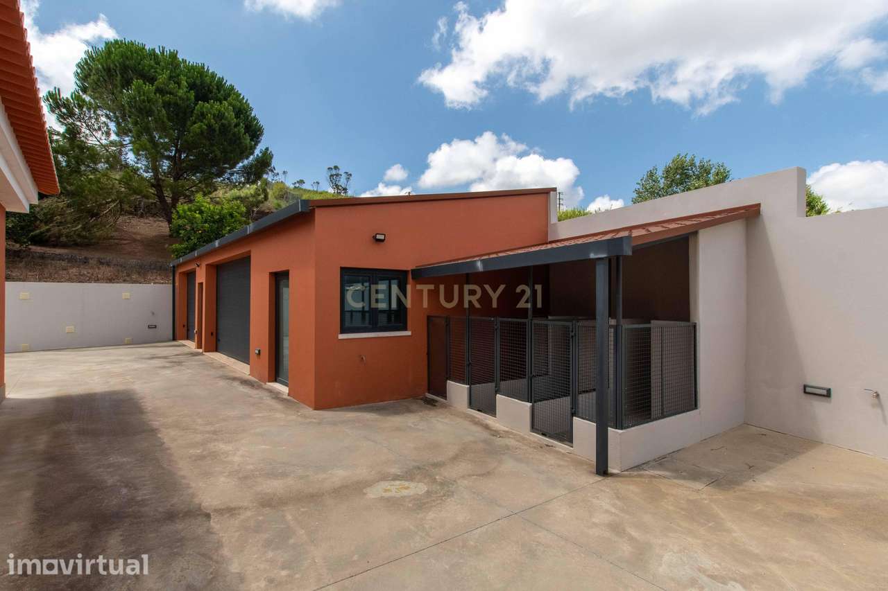 Quinta Contemporânea T5 | Piscina Coberta | 8.280 m² de Terreno | Sobr - Grande imagem: 4/60