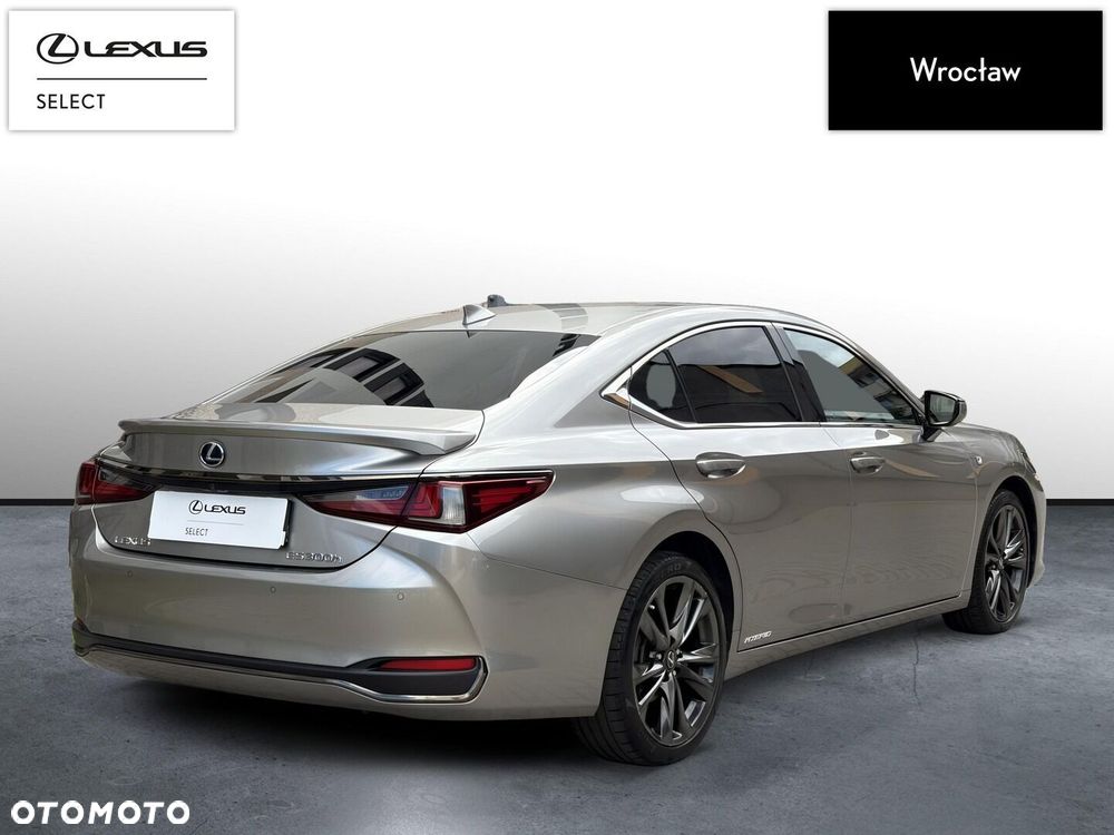 Lexus ES 300h F Sport - 6