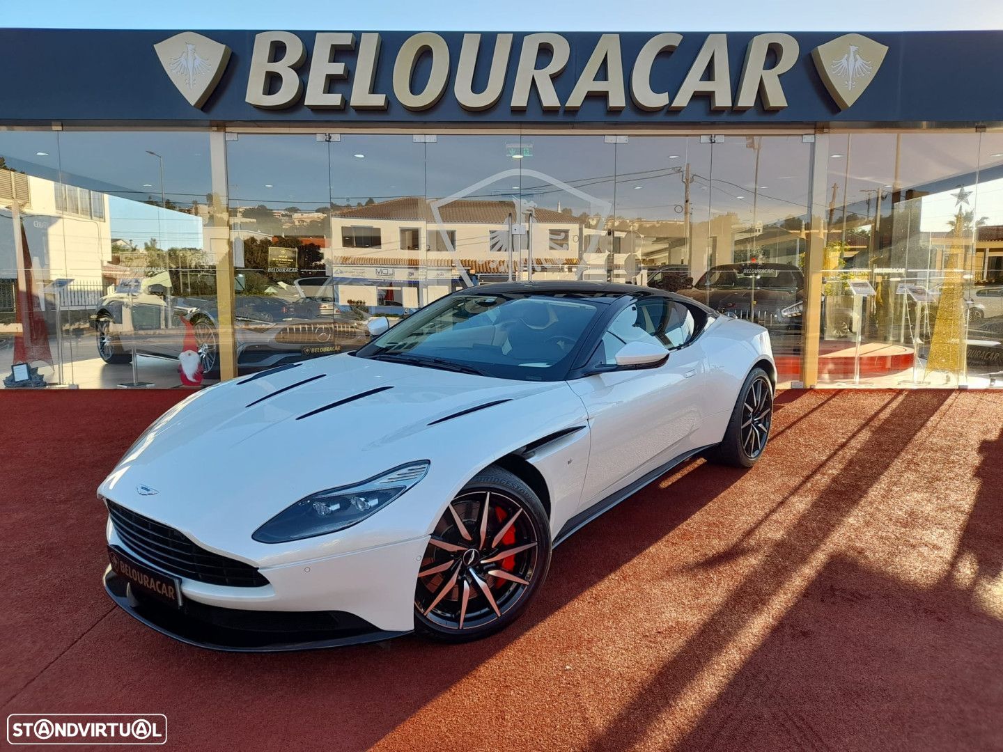 Aston Martin DB11 Coupé V12 Auto - 1