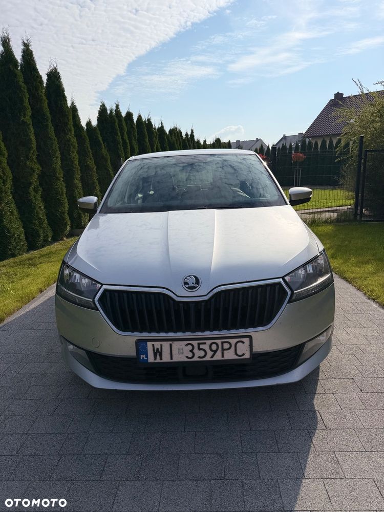 Skoda Fabia 1.0 TSI Style Color - 3