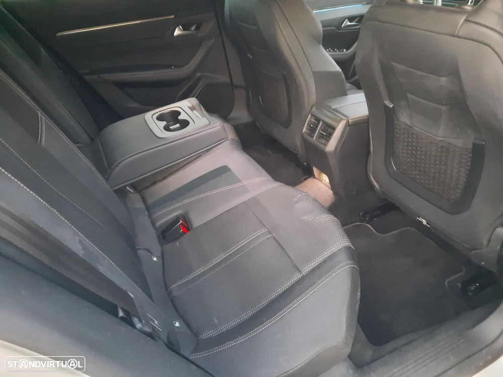 Peugeot 508 SW 1.6 Hybrid GT e-EAT8 - 36