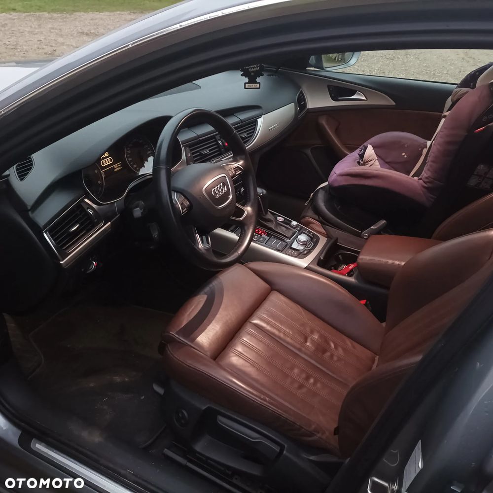 Audi A6 Avant - 2