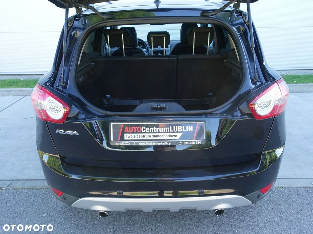 Ford Kuga 2.5 4x4 Titanium - 26