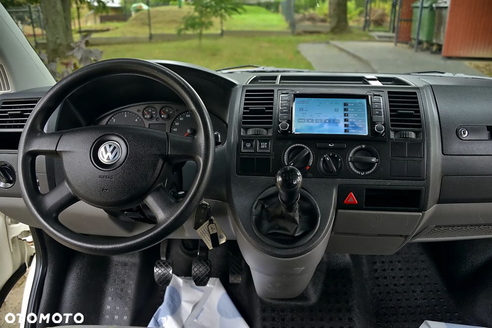 Volkswagen Transporter T5 TDI L2H1 - 6