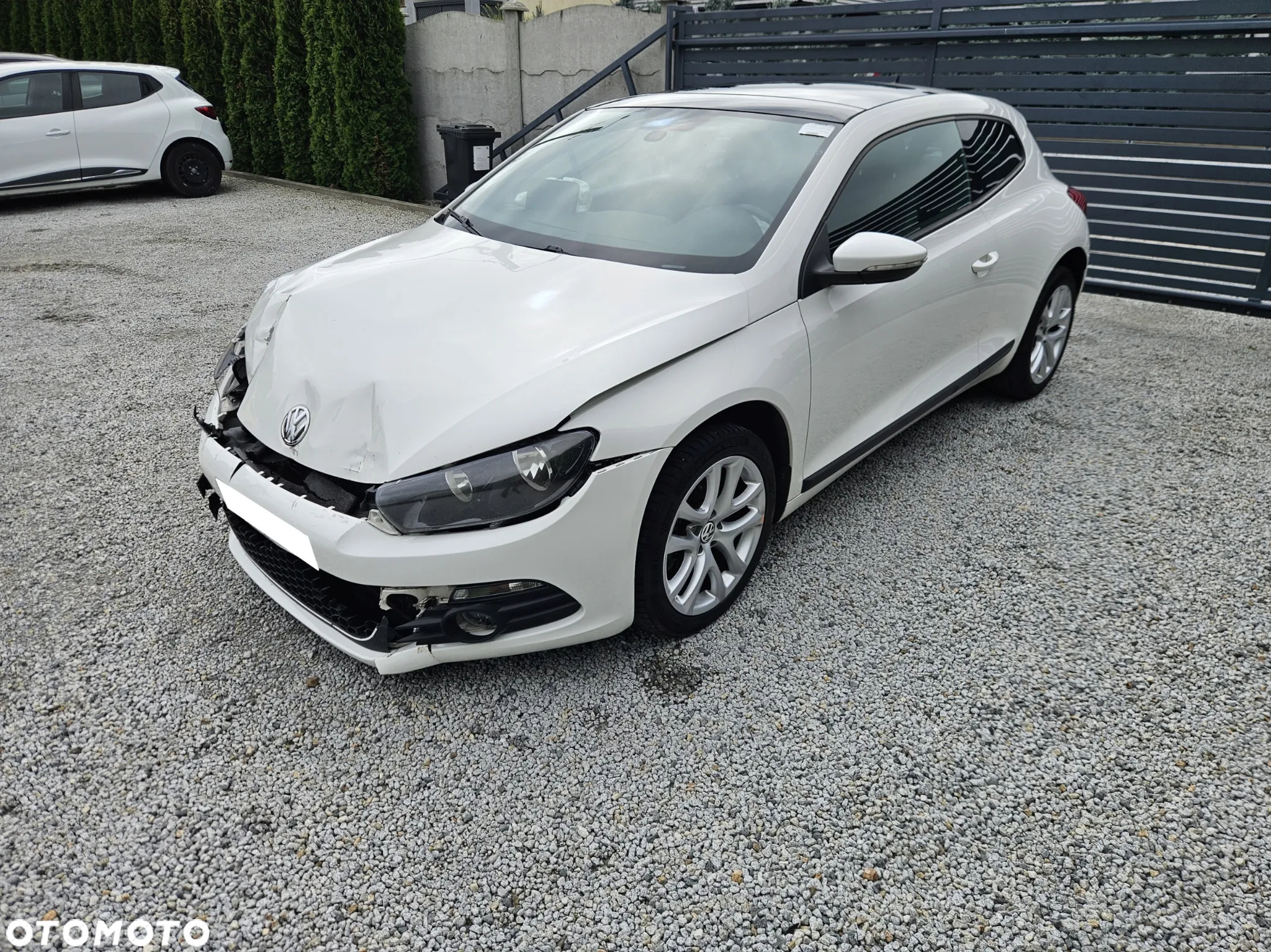 Volkswagen Scirocco 2.0 TDI Blue Motion Technologie Life - 2