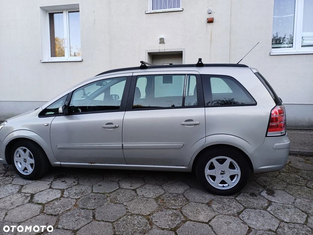 Opel Zafira 1.6 Edition - 2