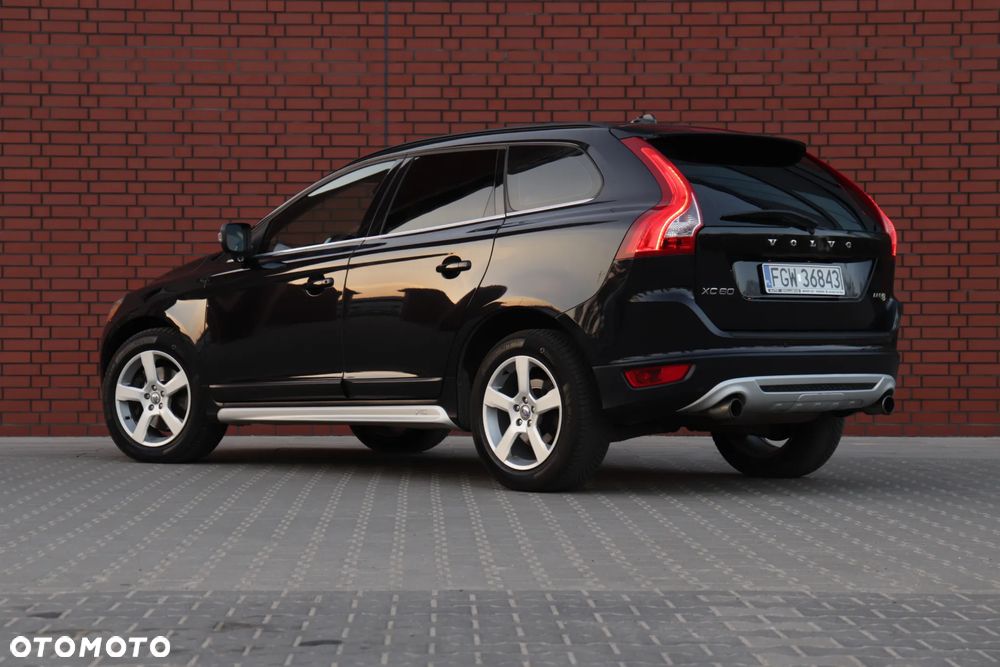 Volvo XC 60 D3 R-Design - 16