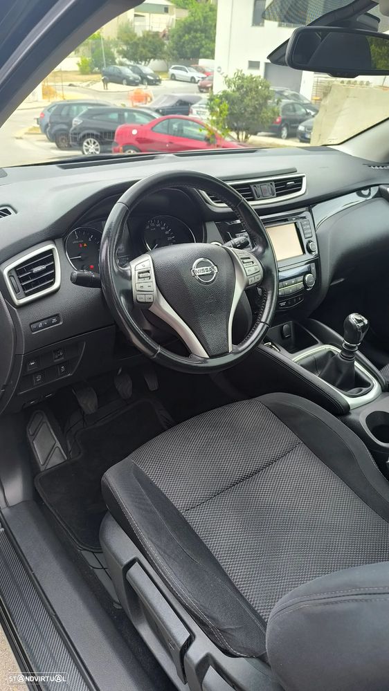 Nissan Qashqai 1.5 dCi N-Connecta 18 RS - 28