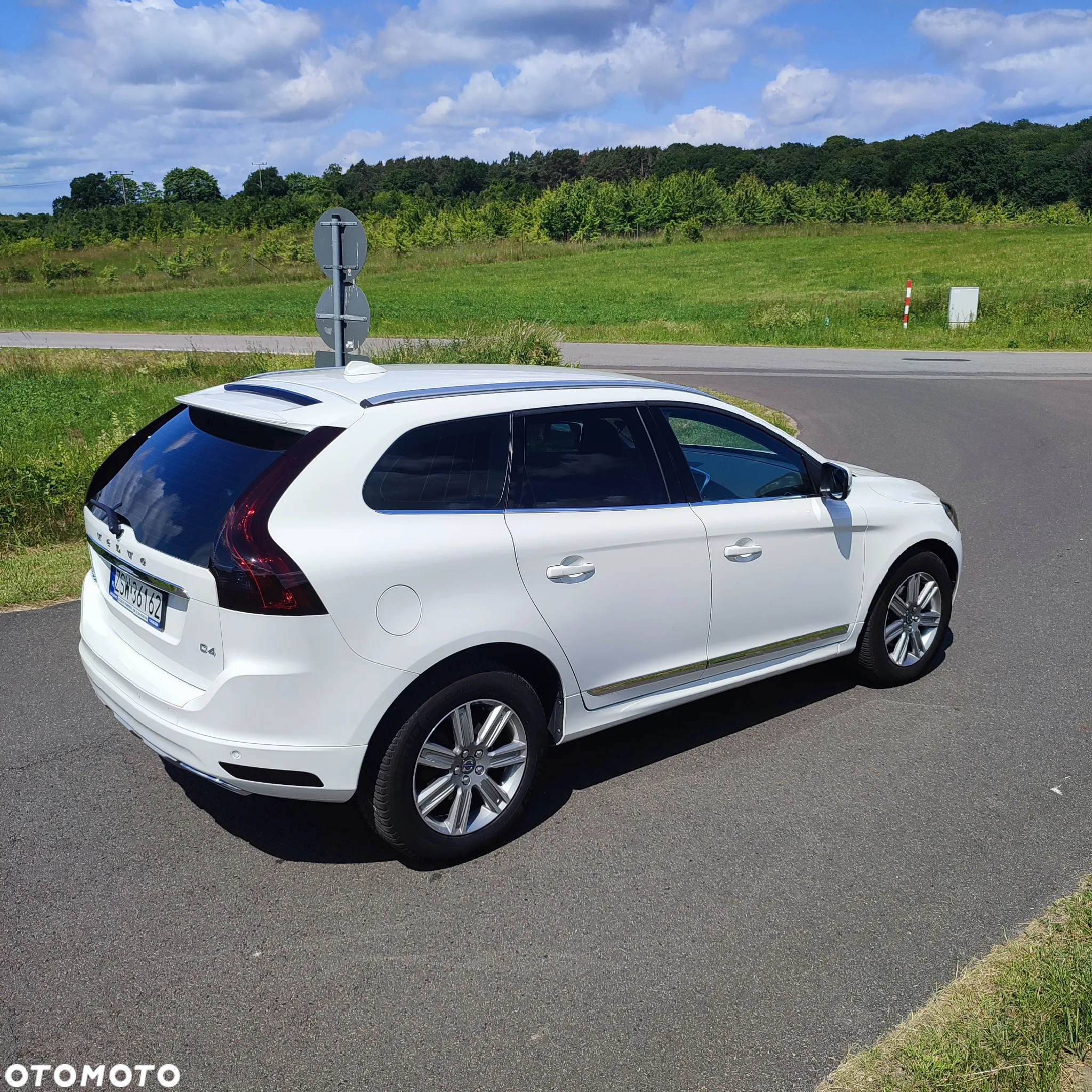 Volvo XC 60 D4 Drive-E Summum - 3