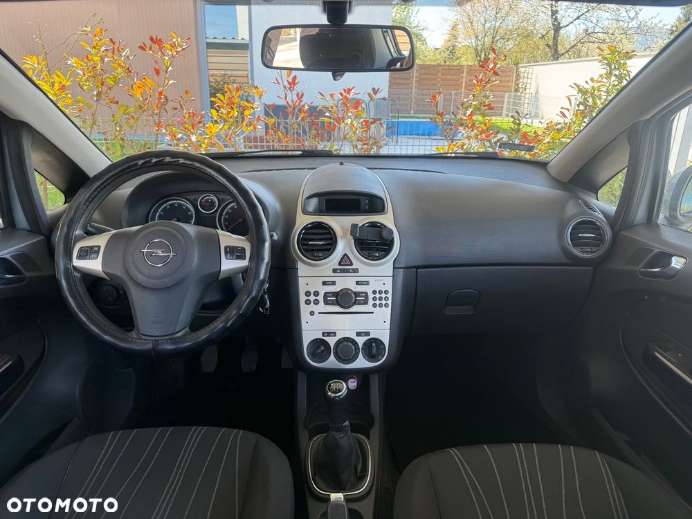 Opel Corsa 1.2 16V Edition - 18