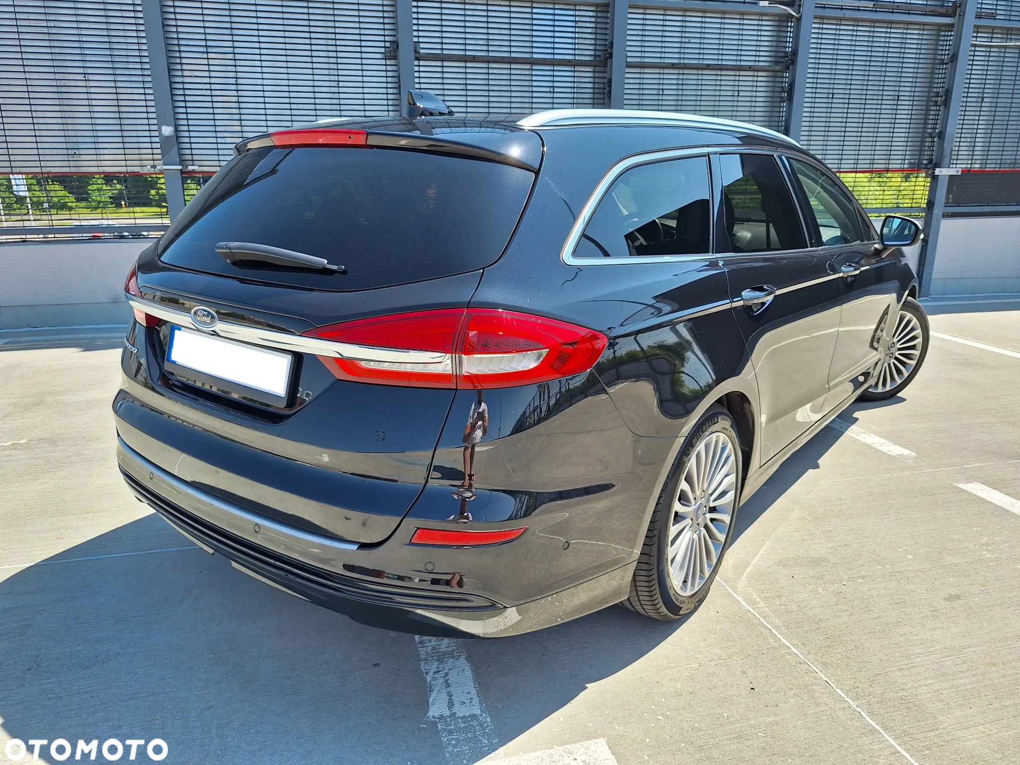 Ford Mondeo 2.0 EcoBlue Titanium - 11