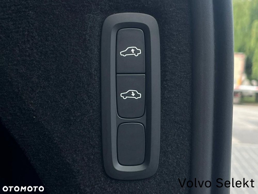Volvo XC 90 - 34