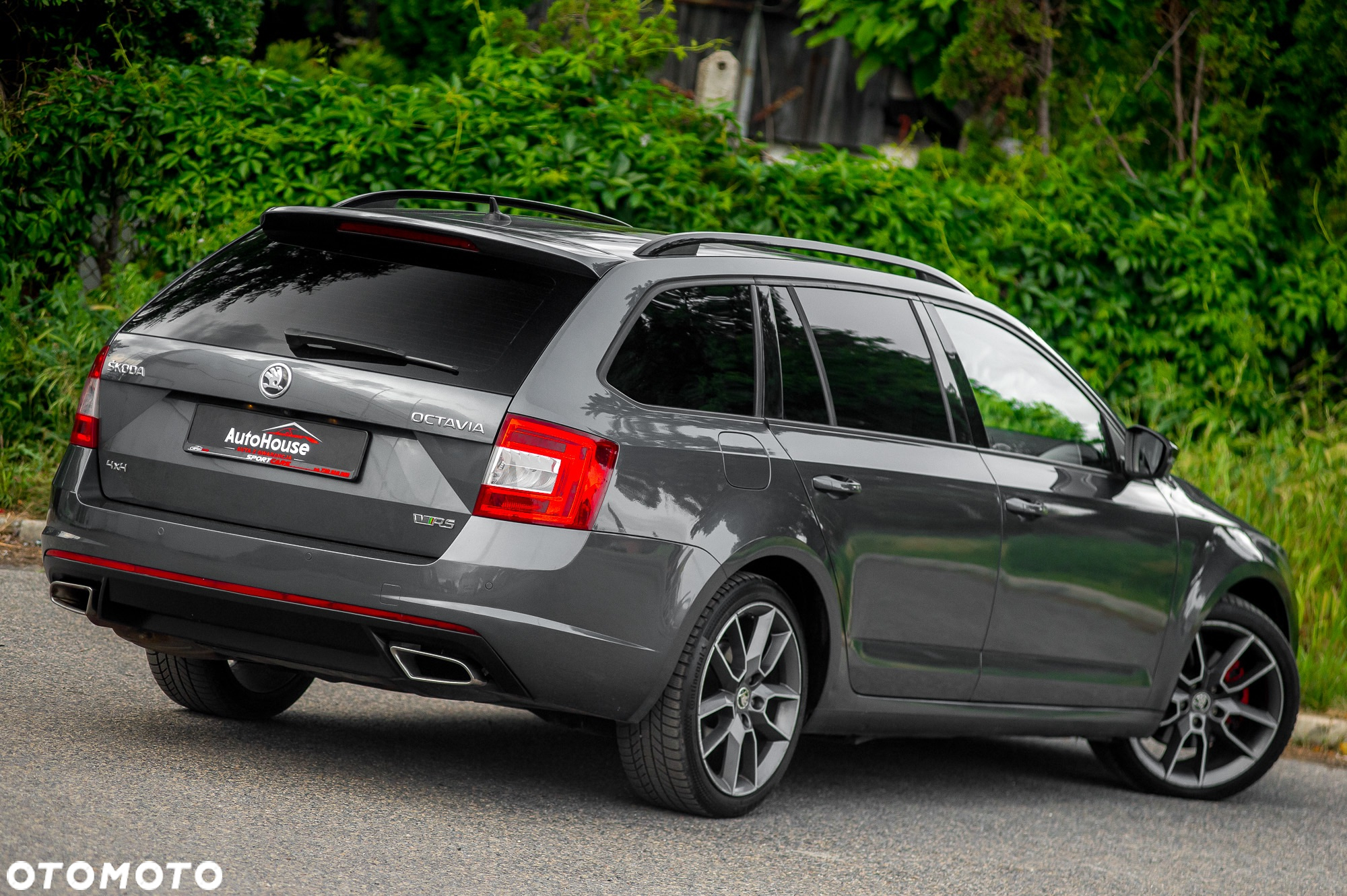 Skoda Octavia Combi 2.0 TDI 4x4 DSG RS - 13