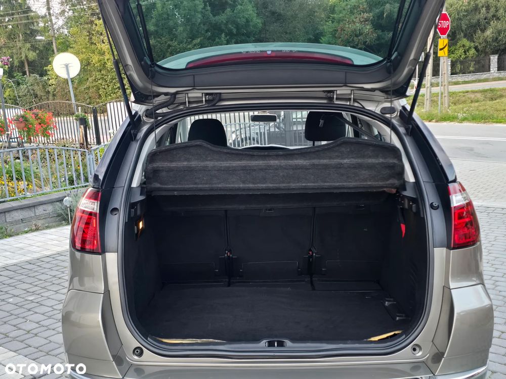 Citroën C4 Picasso - 19