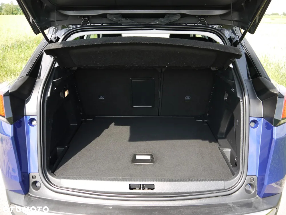 Peugeot 3008 PureTech 130 Stop & Start GPF Allure - 29