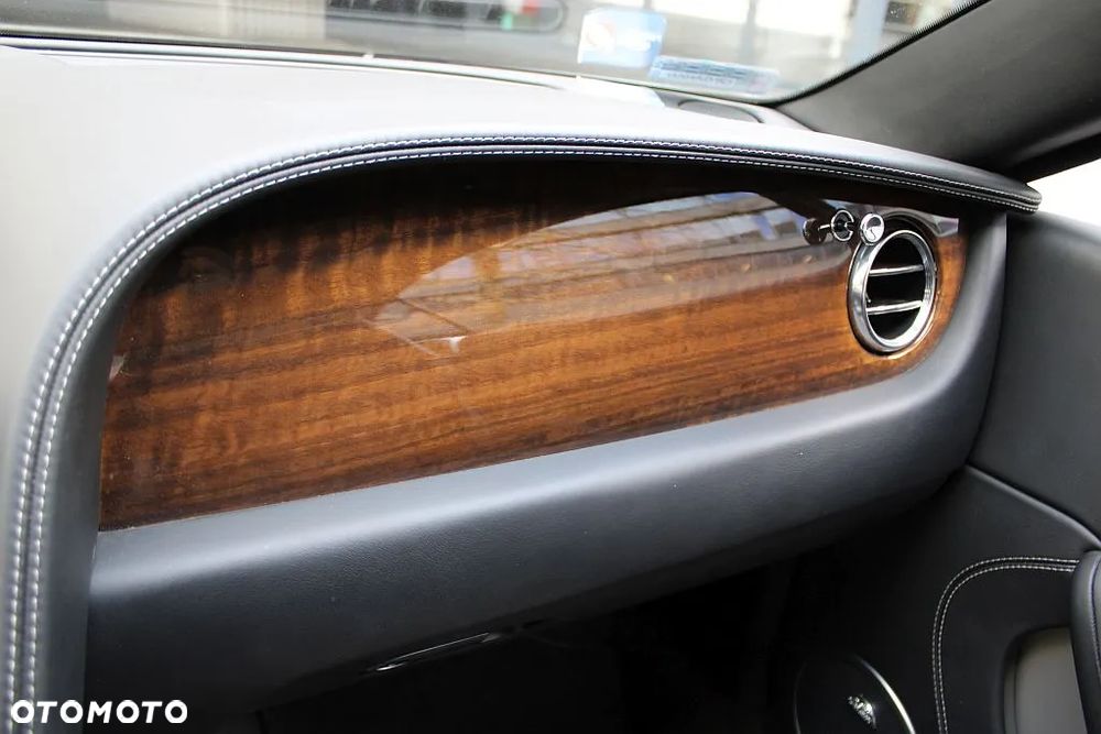 Bentley Continental GT V8 - 33