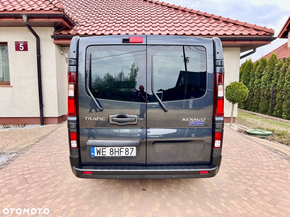 Renault Trafic 2.0 dCi EDC - 27